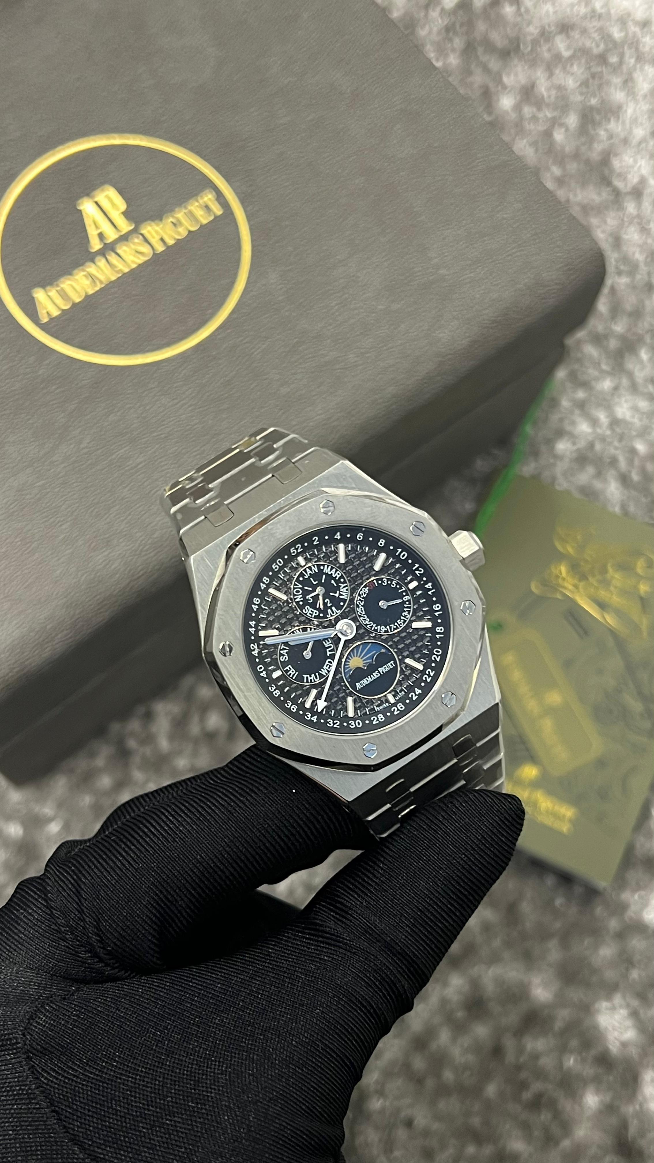 AUDEMARS PIGUET  AUTOMATIC  PERPETUAL CALENDAR